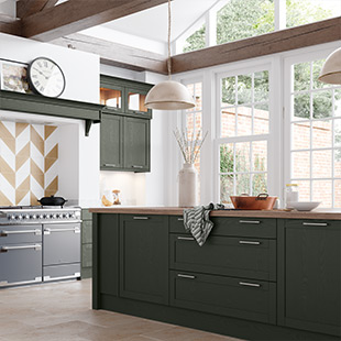 Kensington shaker kitchen